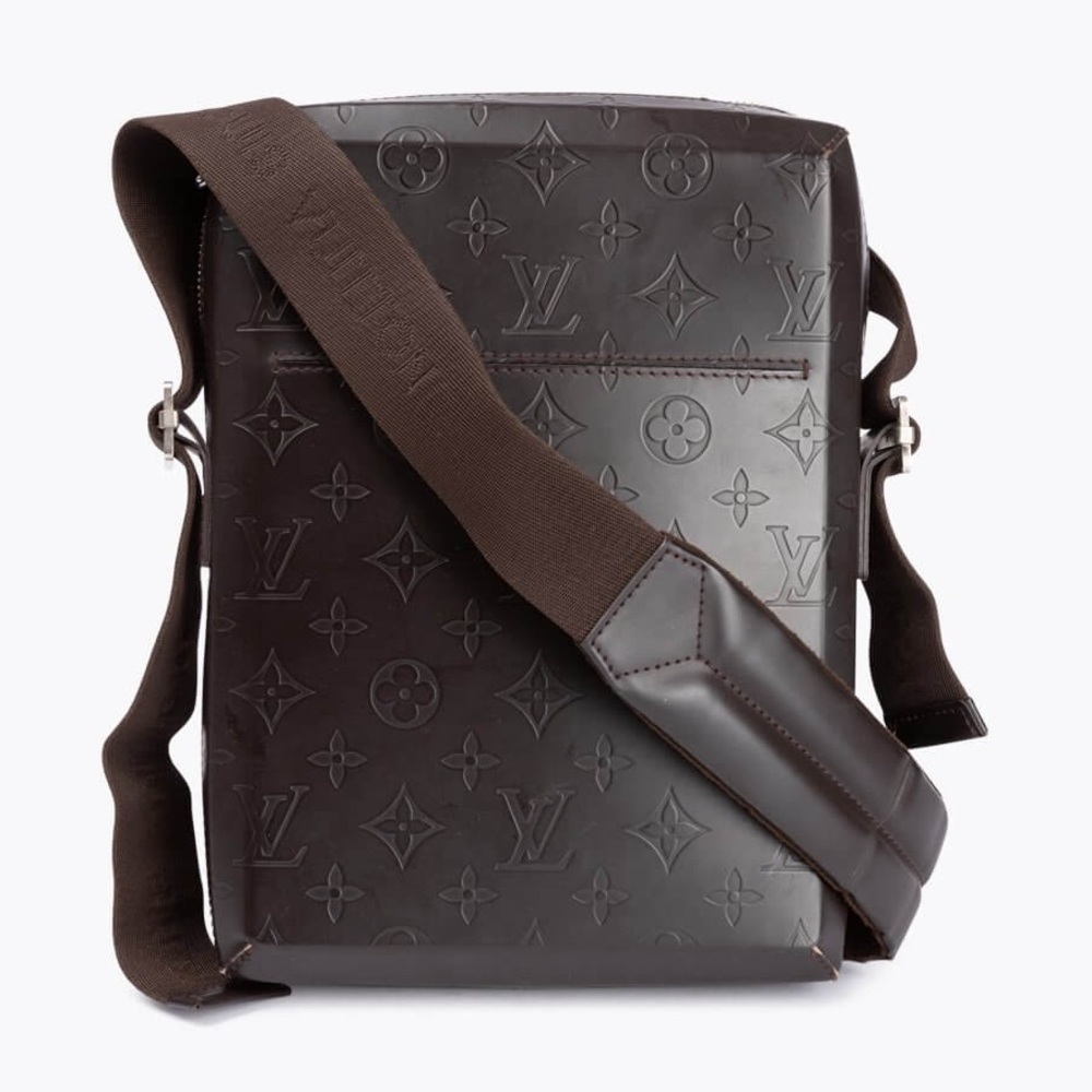 LOUIS VUITTON Authentic Monogram Glace Bobby Cafe Messenger Bag